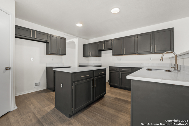 Image 11 of 29 For 3701 Marietta