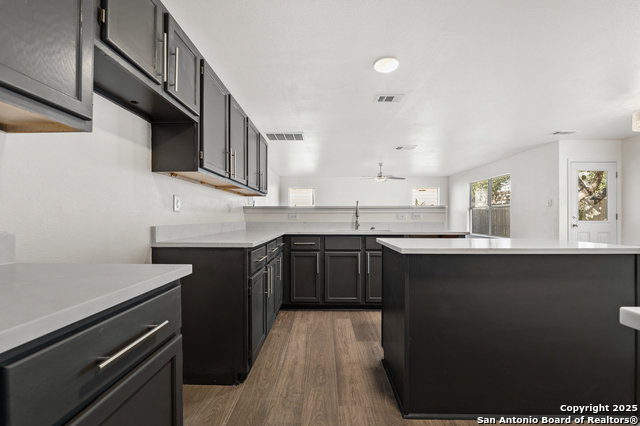 Image 9 of 29 For 3701 Marietta