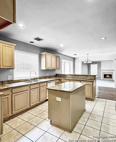 Listing photo id 1 for 10462 Trailway Oak