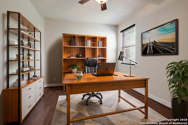 Image 26 of 38 For 18706 Desert Flower