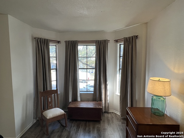 Image 21 of 38 For 15611 Knollhollow