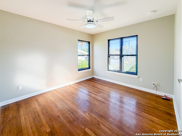 Image 11 of 22 For 157 Latch