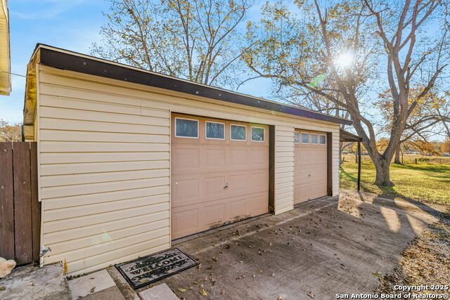 Image 28 of 34 For 118 Satterfield