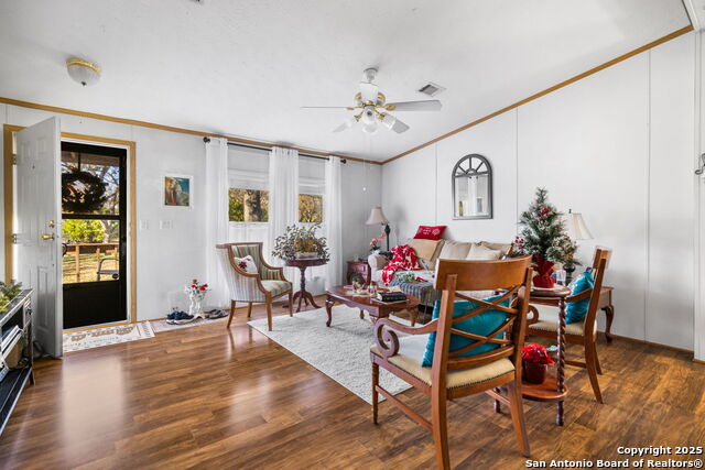 Image 9 of 34 For 118 Satterfield