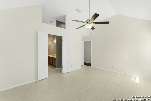 Image 12 of 20 For 5870 Spring Cabin