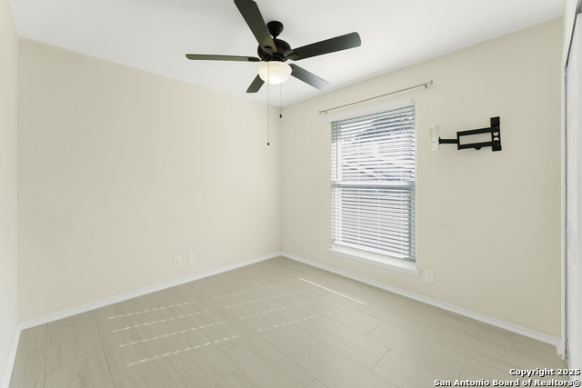 Image 15 of 20 For 5870 Spring Cabin