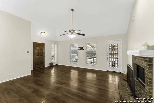 Image 7 of 20 For 5870 Spring Cabin