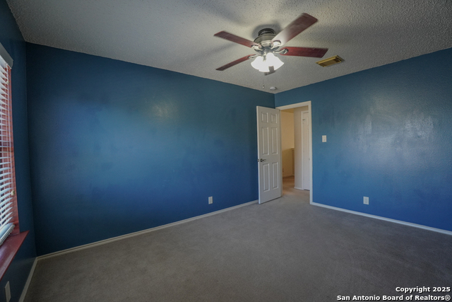 Image 12 of 25 For 824 Willow Crossing