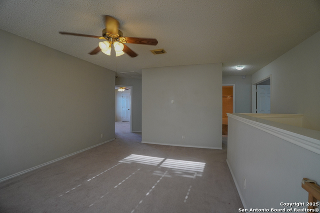 Image 9 of 25 For 824 Willow Crossing