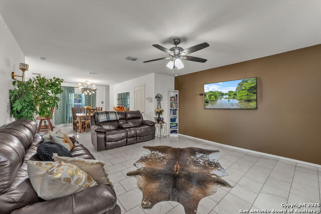 Image 5 of 19 For 6807 Treselle Ln