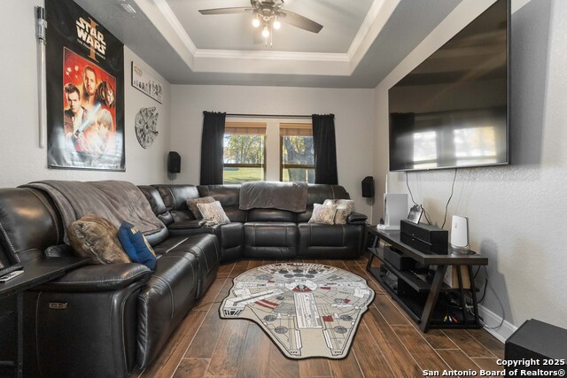 Image 25 of 36 For 129 Crescent Ridge