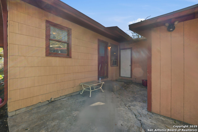 Image 25 of 27 For 235 Meadow