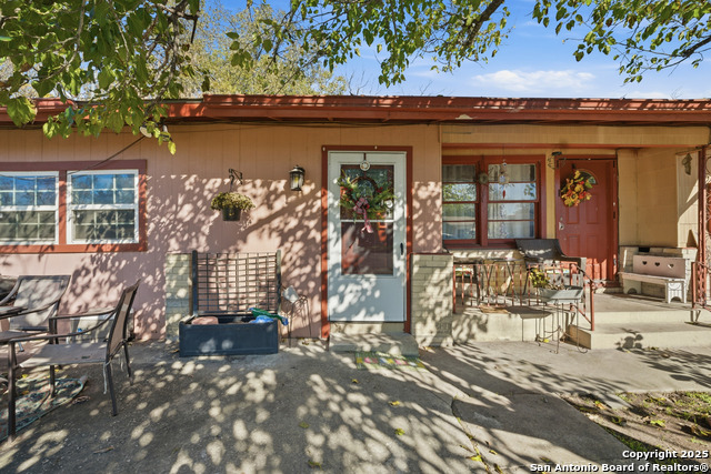 Image 3 of 27 For 235 Meadow