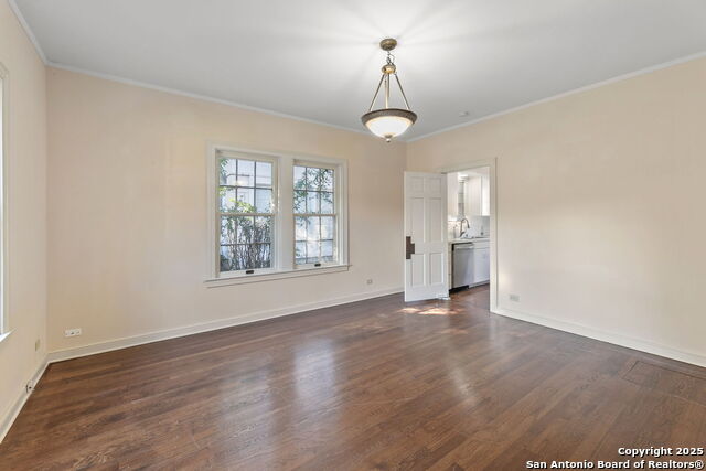 Image 11 of 19 For 231 Belvidere