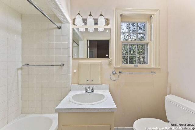 Image 15 of 19 For 231 Belvidere