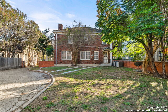 Image 17 of 19 For 231 Belvidere