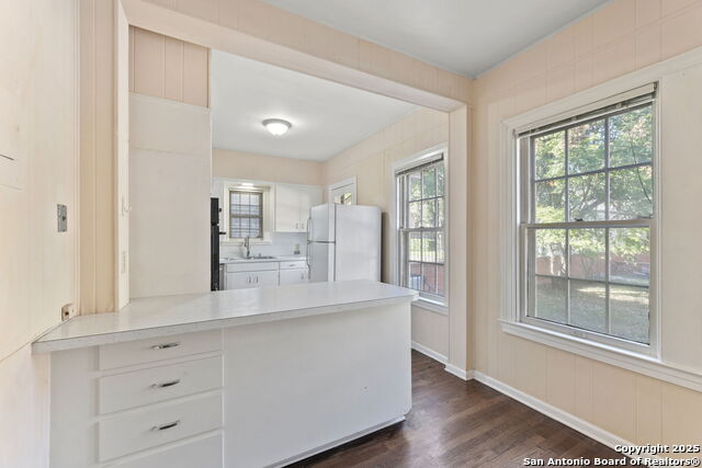 Image 5 of 19 For 231 Belvidere