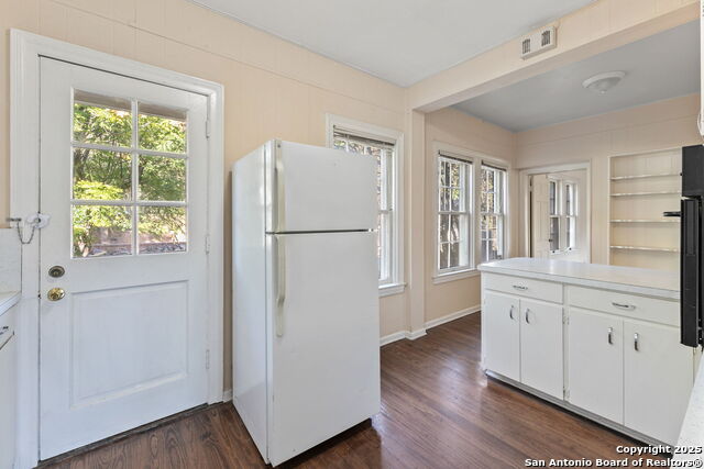 Image 7 of 19 For 231 Belvidere