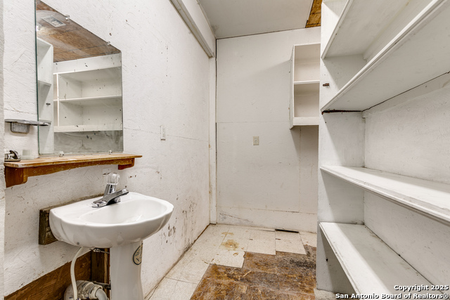 Image 18 of 25 For 1022 Hamilton S