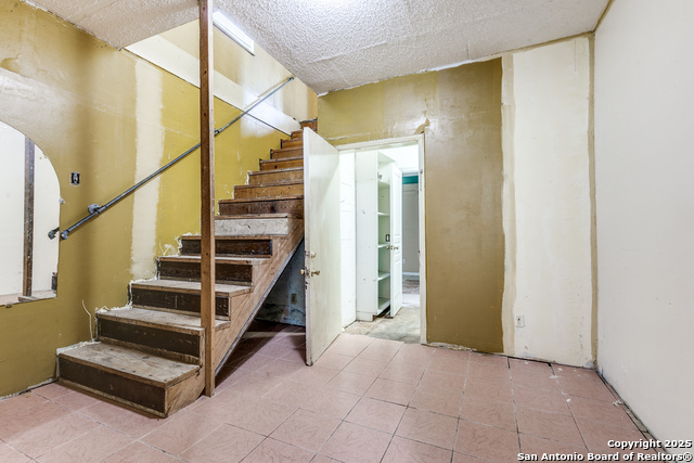 Image 20 of 25 For 1022 Hamilton S