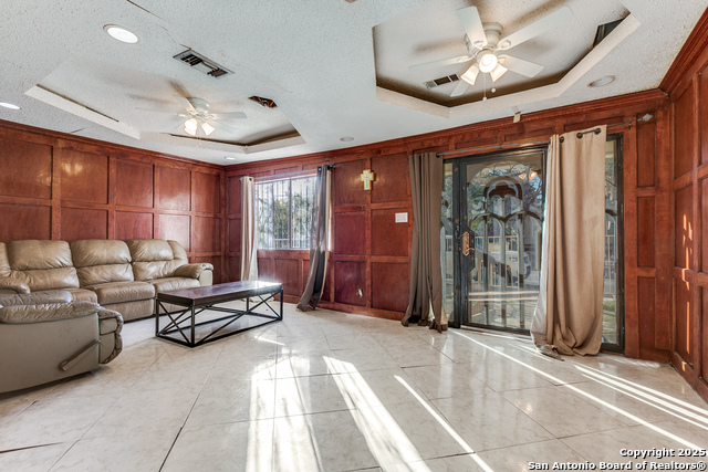 Image 4 of 25 For 1022 Hamilton S