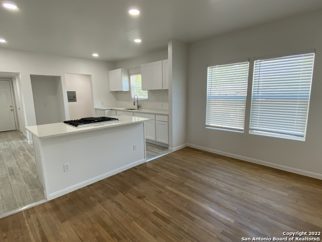 Image 10 of 30 For 202 Mccauley Blvd