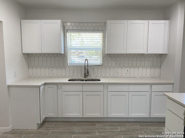 Image 22 of 30 For 202 Mccauley Blvd