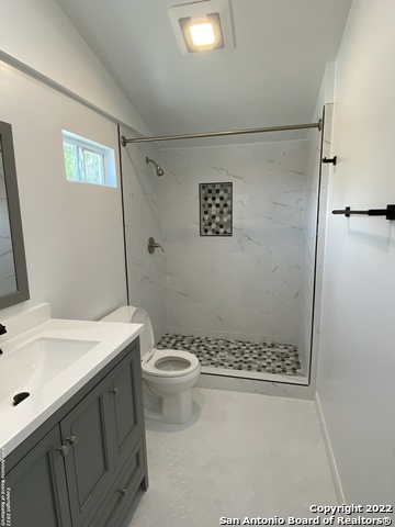 Image 25 of 30 For 202 Mccauley Blvd