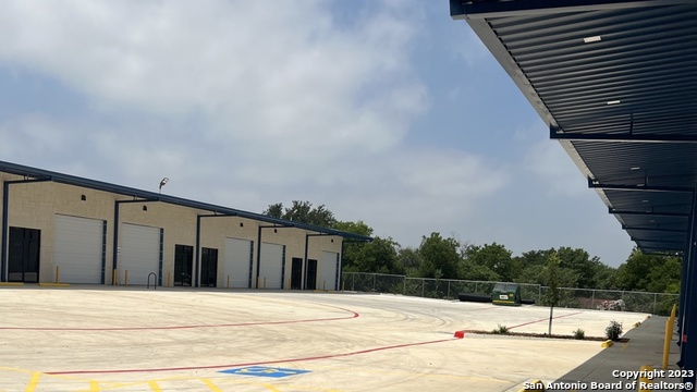 Listing photo id 8 for 13215 Judson  207