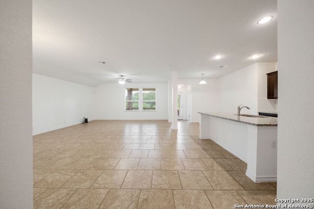 Image 6 of 30 For 14724 Costa Leon