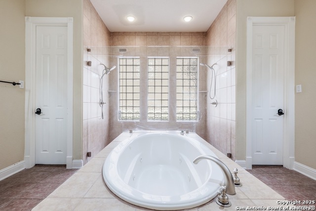 Image 13 of 21 For 18211 Branson