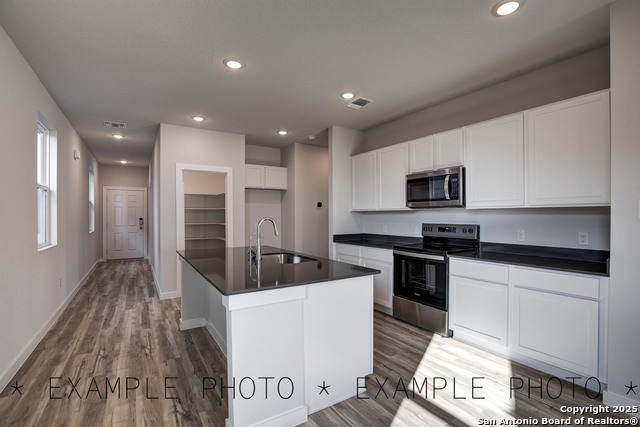 Image 4 of 23 For 12447 Hurdelbrink Ranch