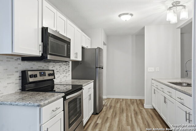 Image 14 of 33 For 6432 Forest Village