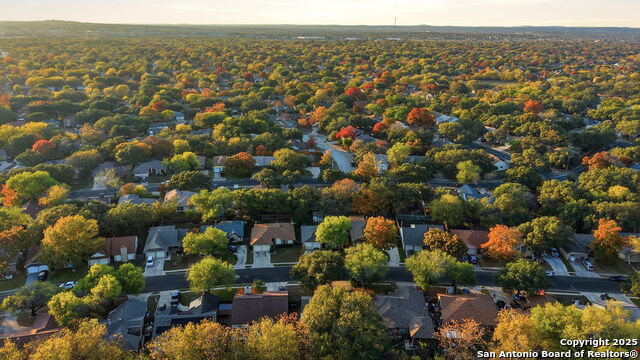 Image 32 of 33 For 6432 Forest Village