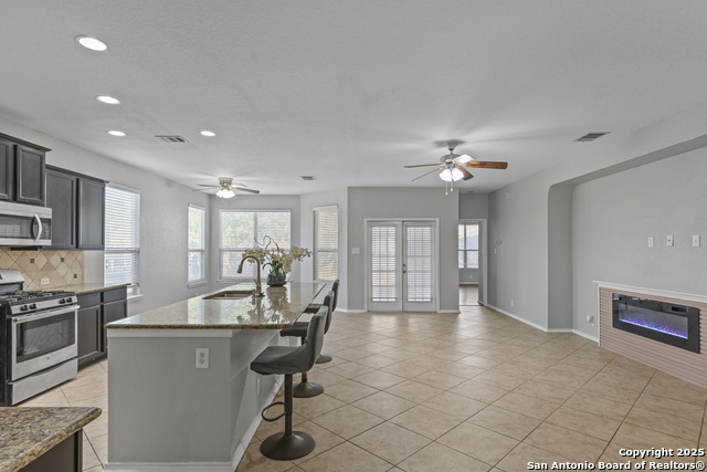 Image 10 of 40 For 4403 Harrisburg