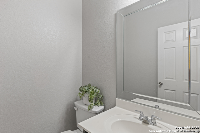 Image 23 of 40 For 4403 Harrisburg