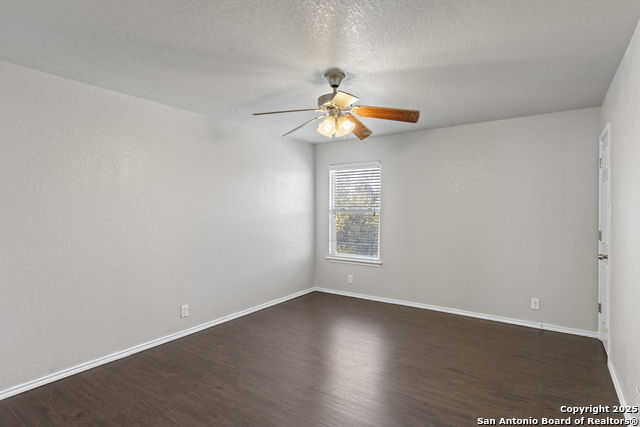 Image 26 of 40 For 4403 Harrisburg