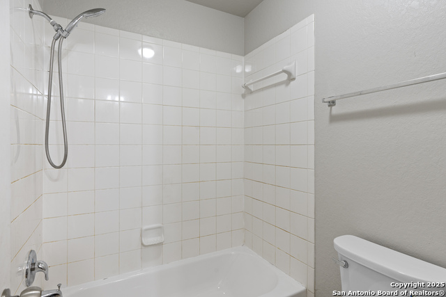 Image 29 of 40 For 4403 Harrisburg