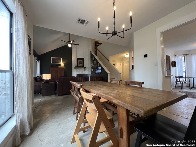 Image 16 of 38 For 15611 Knollhollow