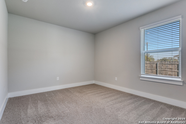 Image 11 of 12 For 29190 Rock Cyn