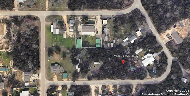 Listing photo id 1 for 1760 Brook Valley