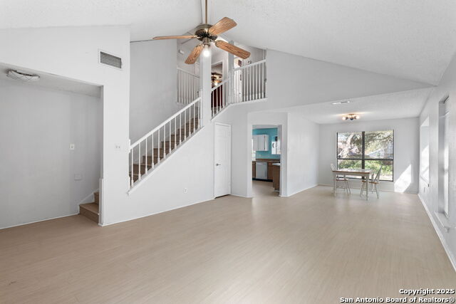 Image 3 of 20 For 7563 Tantivity