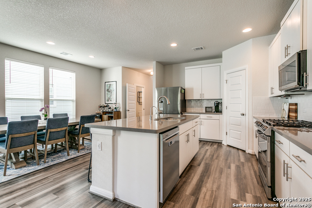 Image 11 of 35 For 15051 Summer Lynn Place