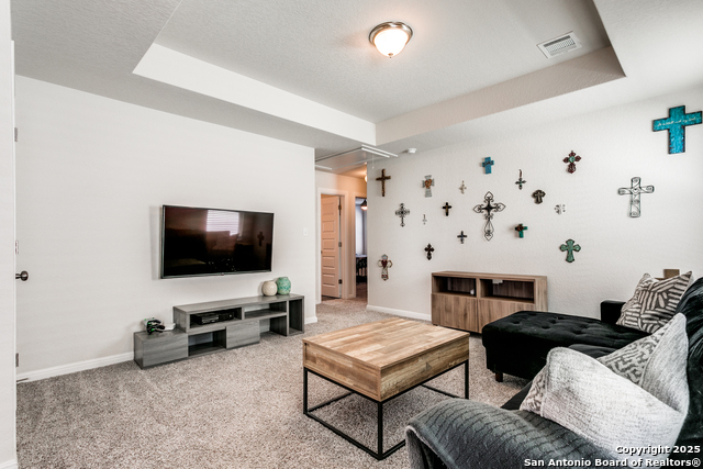 Image 15 of 35 For 15051 Summer Lynn Place