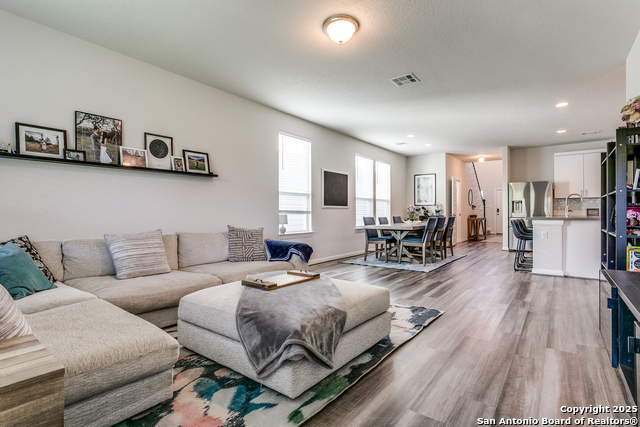 Image 5 of 35 For 15051 Summer Lynn Place