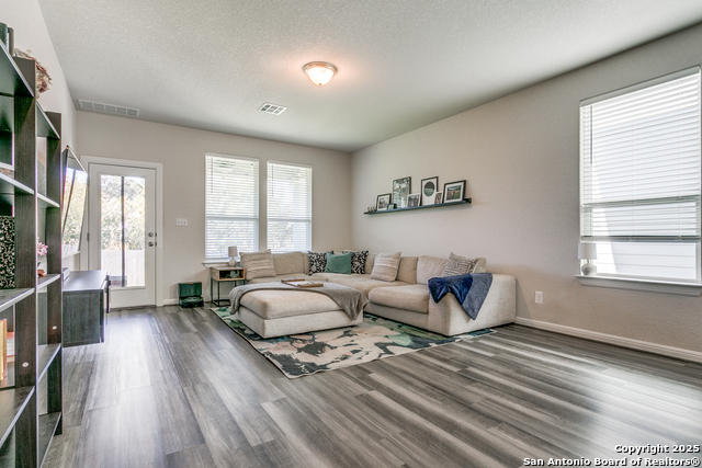 Image 6 of 35 For 15051 Summer Lynn Place