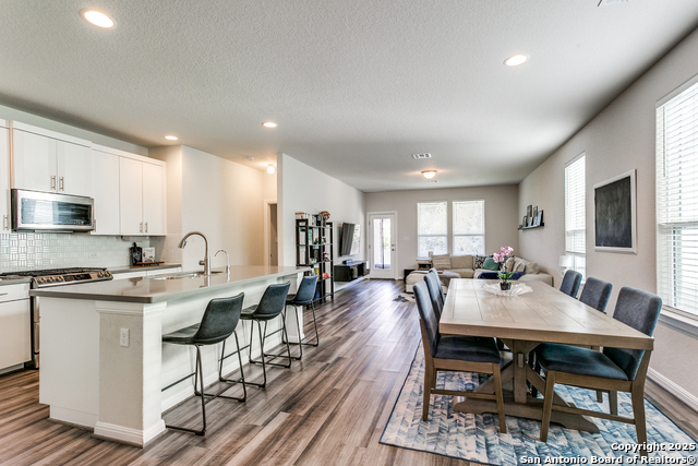 Image 8 of 35 For 15051 Summer Lynn Place