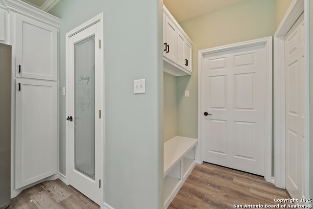 Image 7 of 35 For 402 Oak Drive