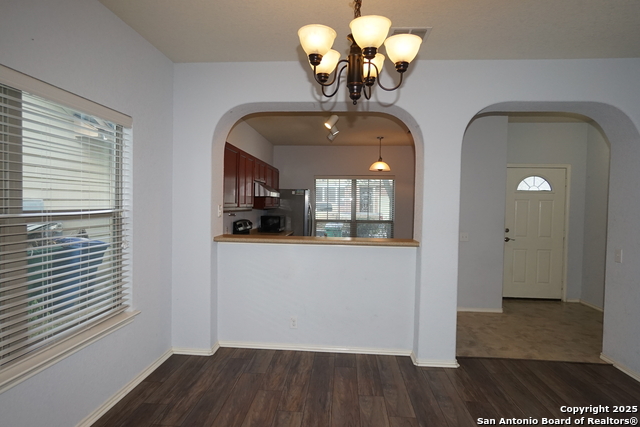 Image 7 of 26 For 8527 Pecan Cross