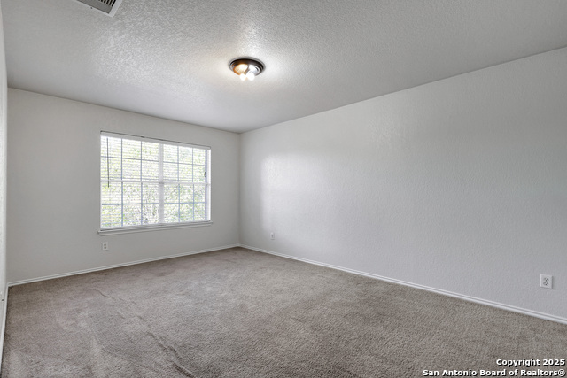 Image 23 of 28 For 10602 Butterfly Flt